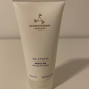 Aromatherapy De-Stress Muscle Gel.
